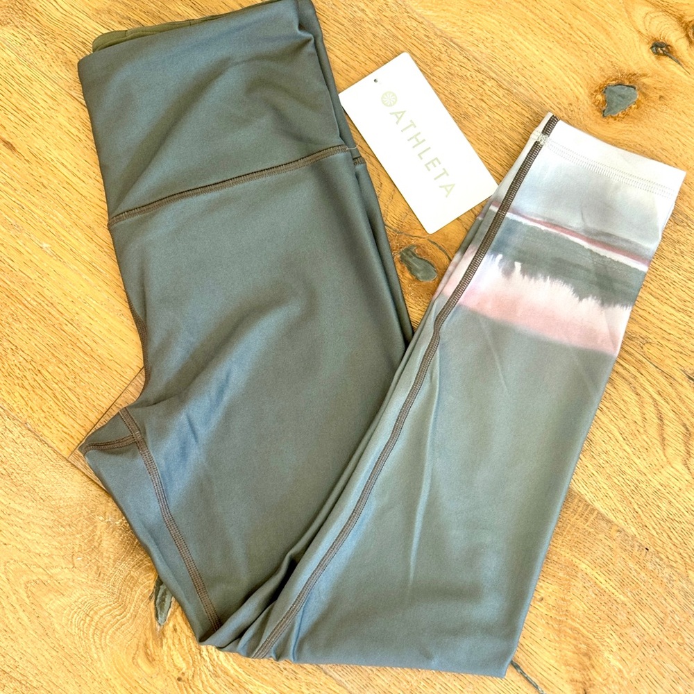 Athleta Ultra High Rise Elation 7/8 tights olive and pink Performance Leggings
